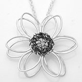 Wee flower plain chain